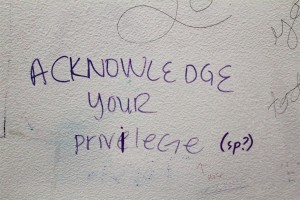 Priv[e|i]lege