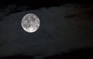 Super Mooon