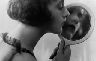 Mirror Facing