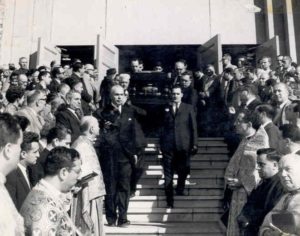 An Economos Bid Farewell 3/5